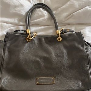 Marc Jacobs grey leather purse with strap